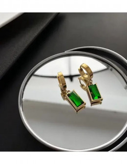 Стальные серьги с напылением золотом с прямоугольным зеленым кулоном J10007CJJ Стальные серьги с напылением золотом с прямоугольным зеленым кулоном J10007CJJ