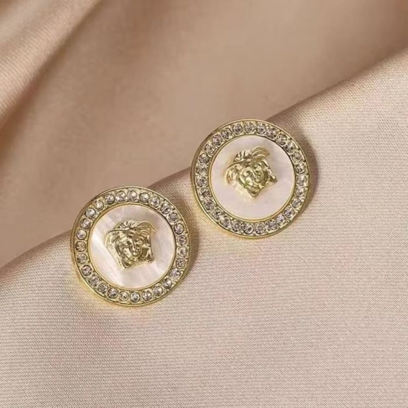 Серьги медицинская сталь с напылением золотом J10869CJJ Серьги медицинская сталь с напылением золотом J10869CJJ