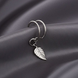 Серебристый кафф с подвеской-листом 2D67317MCK