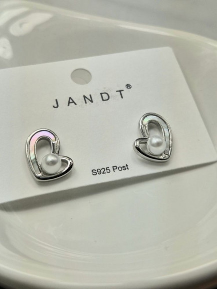 Серьги-гвоздики сердца объёмные J10717CJJ Серьги-гвоздики сердца объёмные J10717CJJ