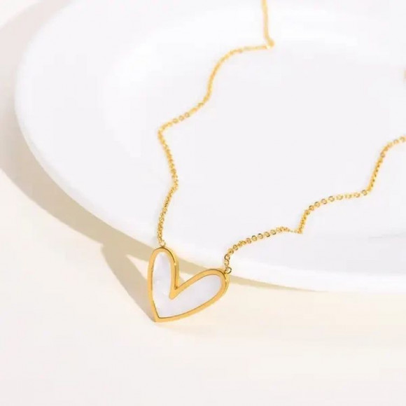 Золотистая цепочка с контурным сердцем и эмалью J10162CJJ