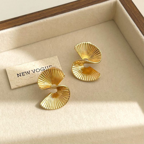 Серьги-пусеты «Золотая спираль» 1J12517CJJ Серьги-пусеты «Золотая спираль» 1J12517CJJ