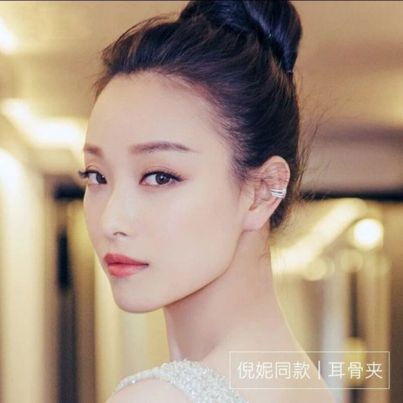 Тройной кафф с овальным кристаллом 1J11405CJJ