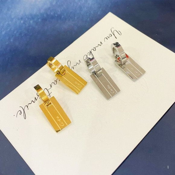 Серьги медицинская сталь с напылением золотом J10887CJJ