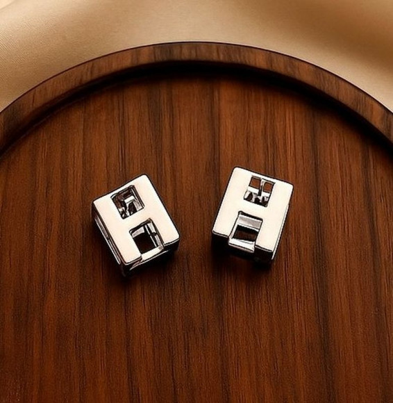 Серьги медь с напылением платиной J10923CJJ Серьги медь с напылением платиной J10923CJJ