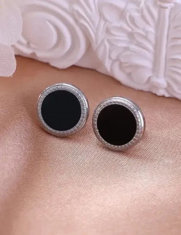Стальные серьги-гвоздики круг с черной вставкой J10131CJJ Стальные серьги-гвоздики круг с черной вставкой J10131CJJ