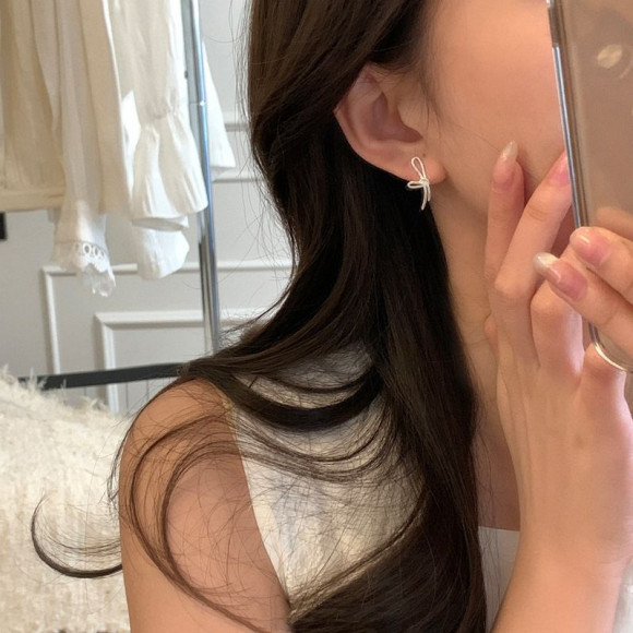 Серьги-гвоздики медь напыление платиной 1J12407CJJ Серьги-гвоздики медь напыление платиной 1J12407CJJ