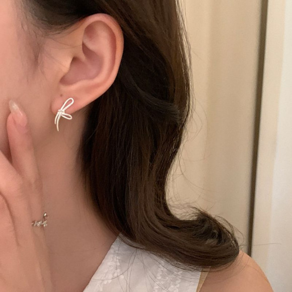 Серьги-гвоздики медь напыление платиной 1J12407CJJ Серьги-гвоздики медь напыление платиной 1J12407CJJ