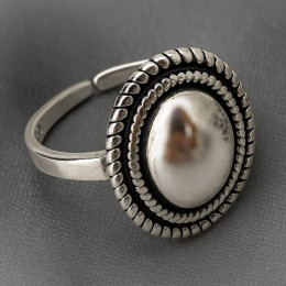 Массивное кольцо-печатка с перламутровой вставкой в стиле винтаж 1J12183CJJ