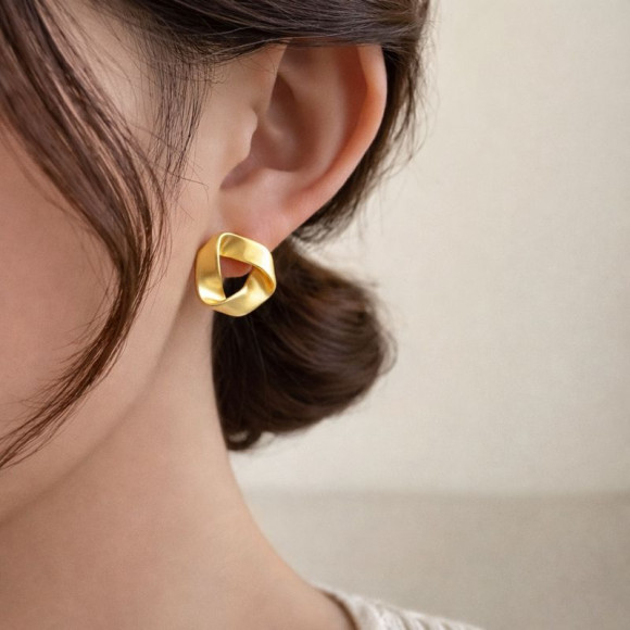 Серьги-гвоздики ювелирный сплав